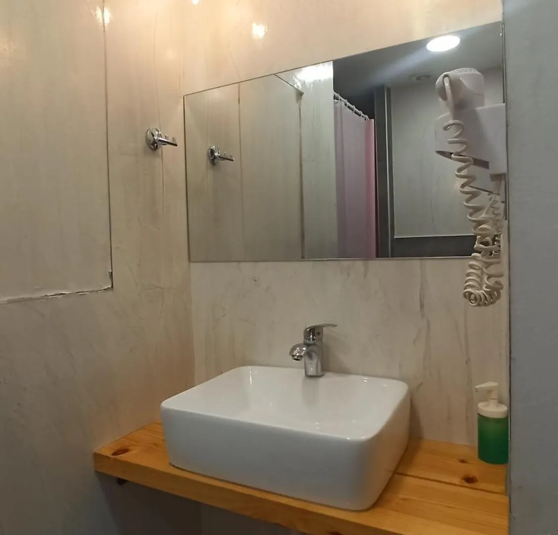 Thess Rooms Agion Panton 12 Salonic Apartament